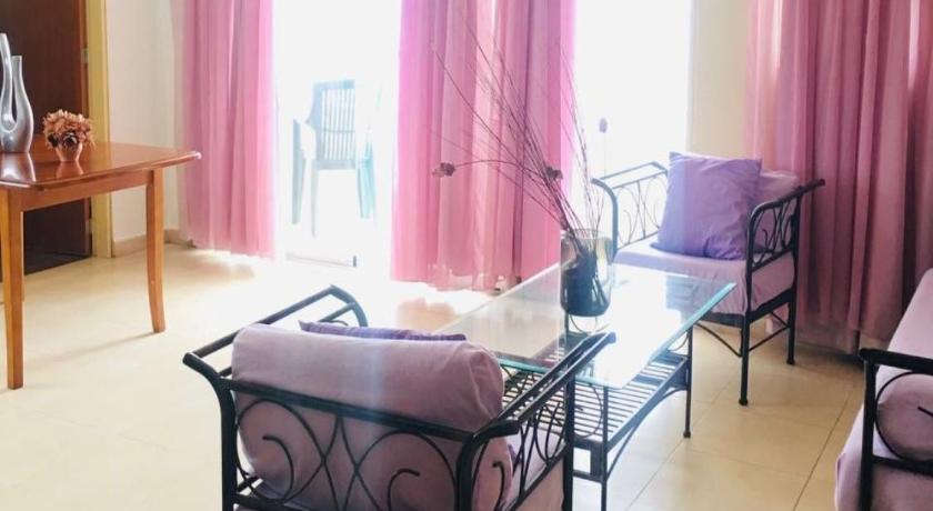 Image of One-Bedroom Apartment 6