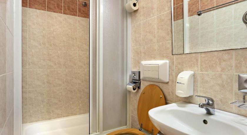 Image of Double Room 9