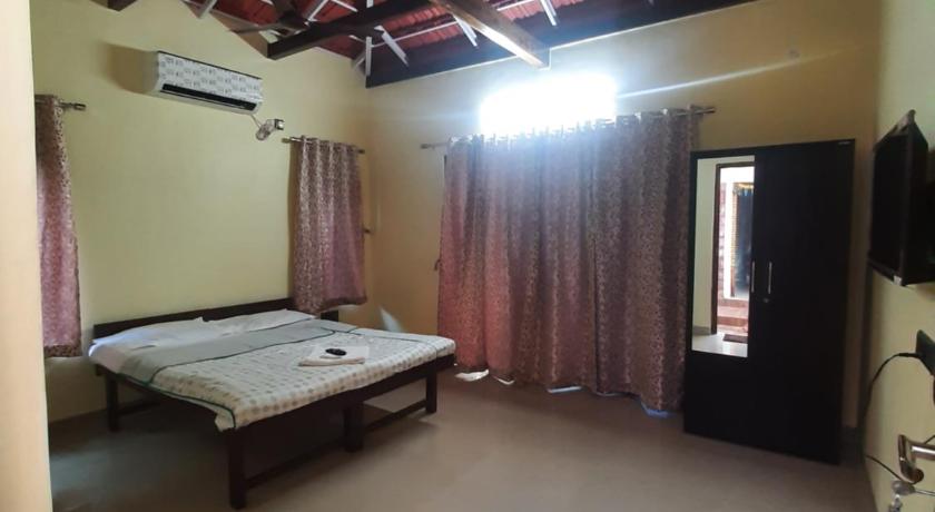 Triskelion - Bed and Breakfast, Family home stay by Joshi Brothers photo