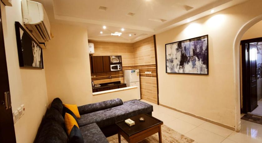 Two-Bedroom Apartment, قصر البسمة للشقق المخدومةSMILE Serviced Apartments in Jeddah