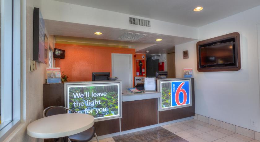 Motel 6-Troutdale, OR - Portland East