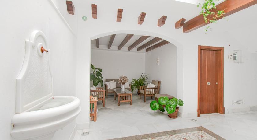 7Escalones — Hotel in Rota