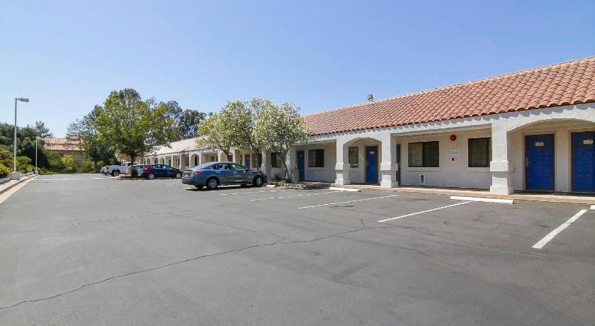 Motel 6-Thousand Oaks, CA