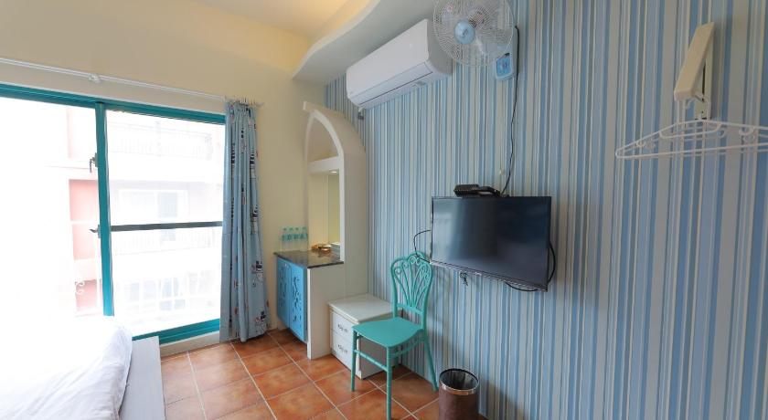 Rainbow BnB - image 39