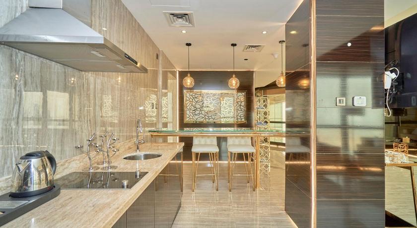 Image of 5 Bedroom Penthouse Suite - 360 Panoramic 360 Sea and Burj Views - Top Floor (72nd) 1