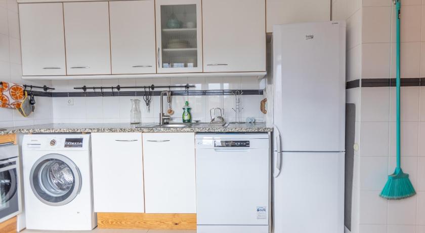 Spacious Beach Flat with free parking by SoulPlaces - 20