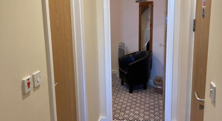 Image of Deluxe Sea View Family Suite with Decking 14