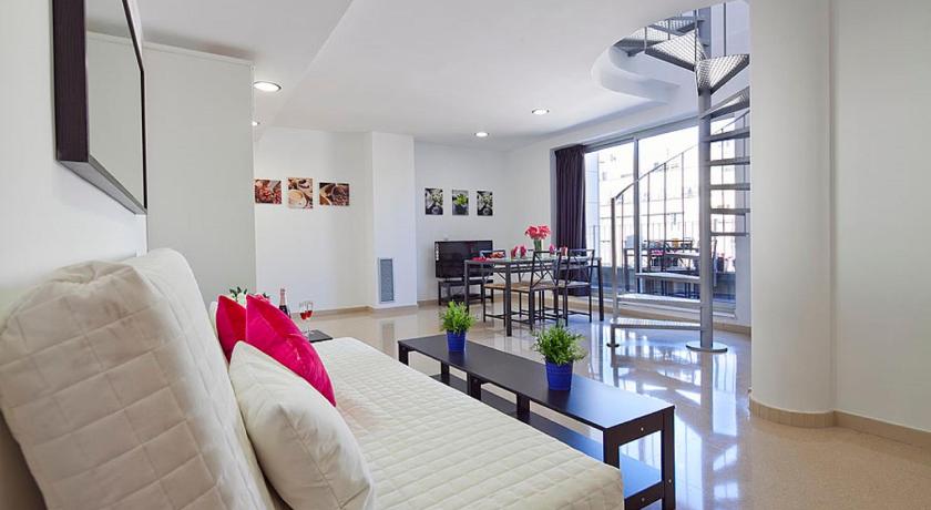 Image of One-Bedroom Apartment - Attic 5