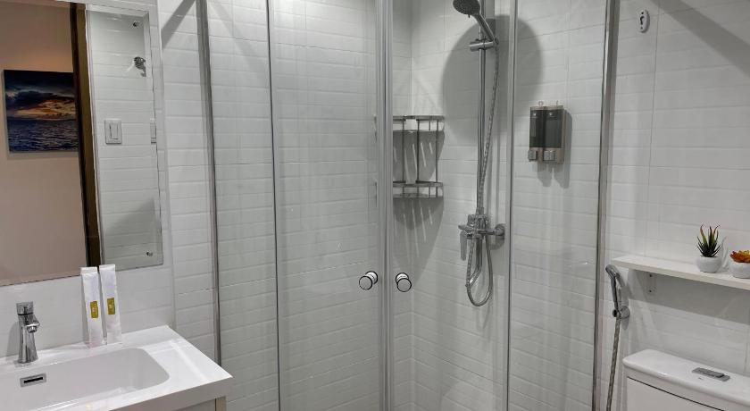 Image of Deluxe Studio Room with Balcony 11