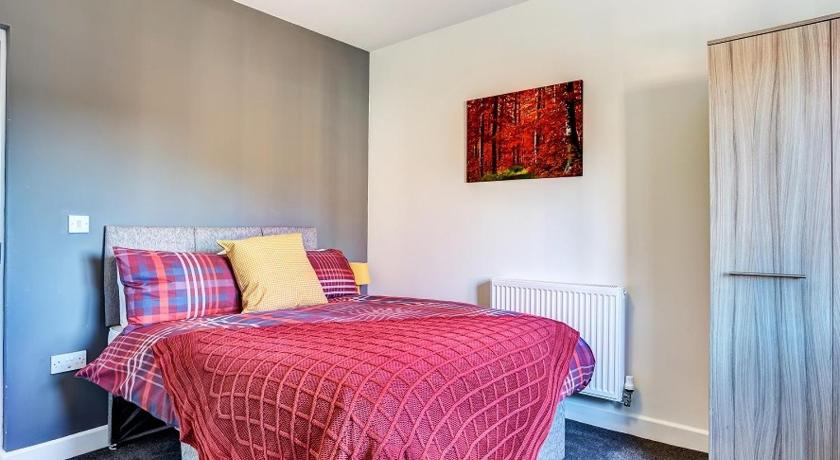 Townhouse PLUS @ 166 Edleston Road Crewe - image 10
