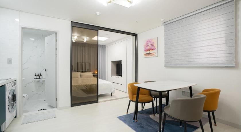 Jeju Seomun Residence Hotel photo
