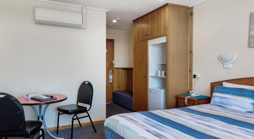 Marquis Hotel photo