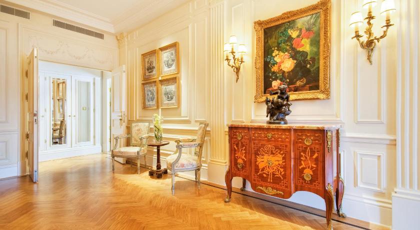 Image of Royal Suite 6