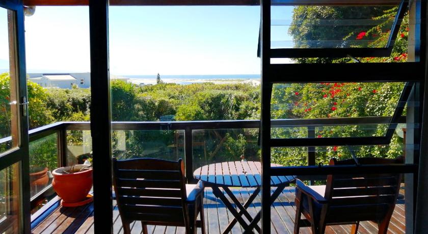 Swallows Nest Guesthouse photo