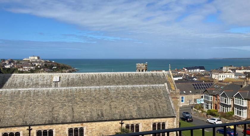 Image of Deluxe Sea View Two Bedroom Family Suite with Balcony 10