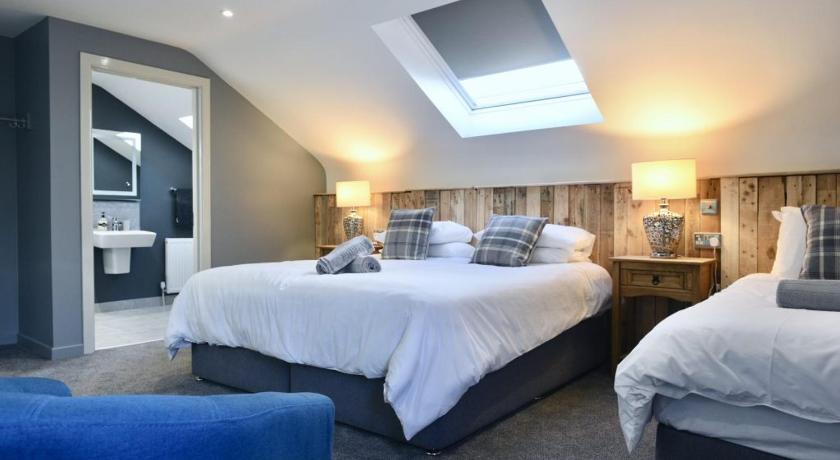 Rostrevor Mountain Lodge - Glamping Pods - Revive Sauna & Hot Tubs