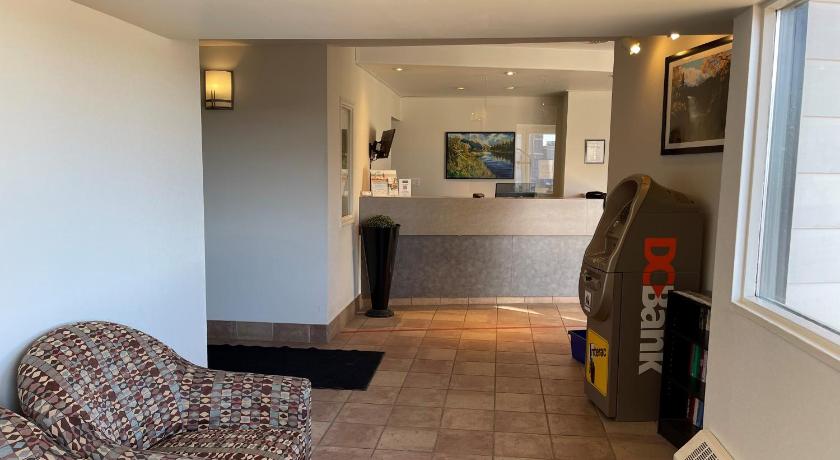 Travelodge by Wyndham Fort St John photo