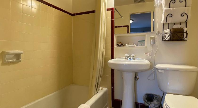 Rugged Country Lodge photo