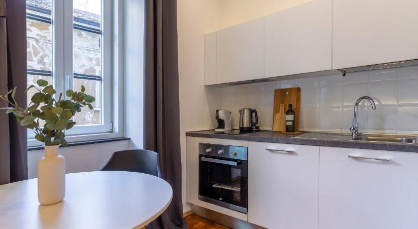 Amazing studio in the city center  WiFi - image 2