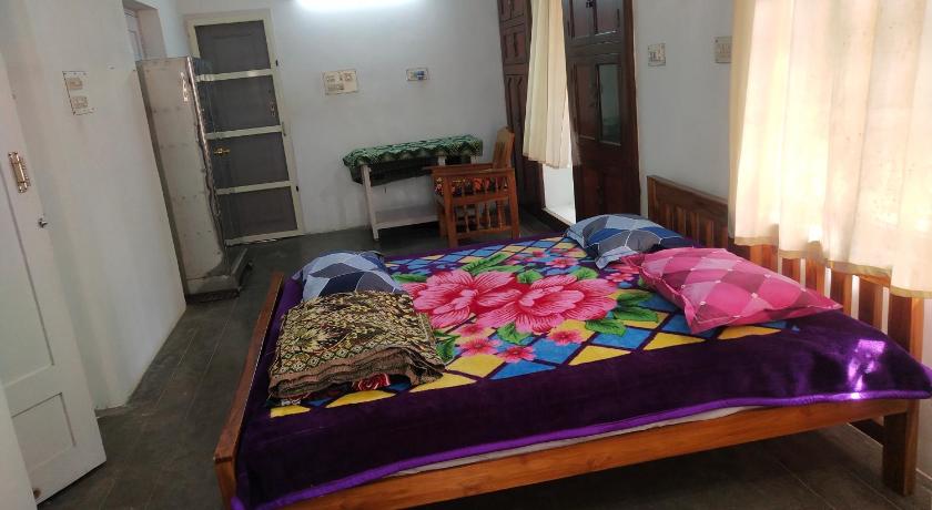 Mayurapriya Inn — Hotel in Chennai