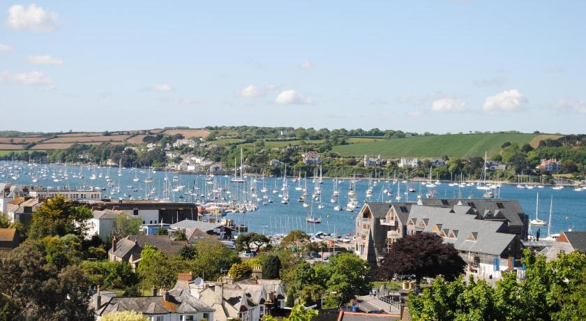 Highcliffe — Hotel in Falmouth