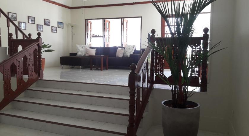 Lobby, Ploy Villa in Hua Hin / Cha-am