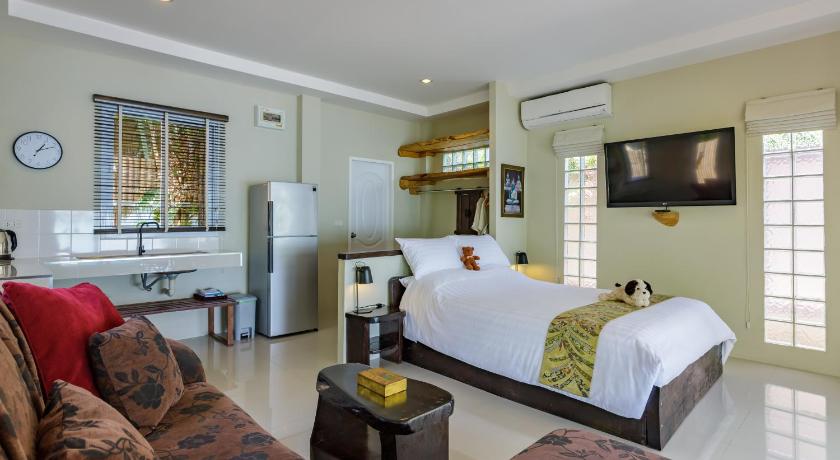 Gecko Beach Villas photo