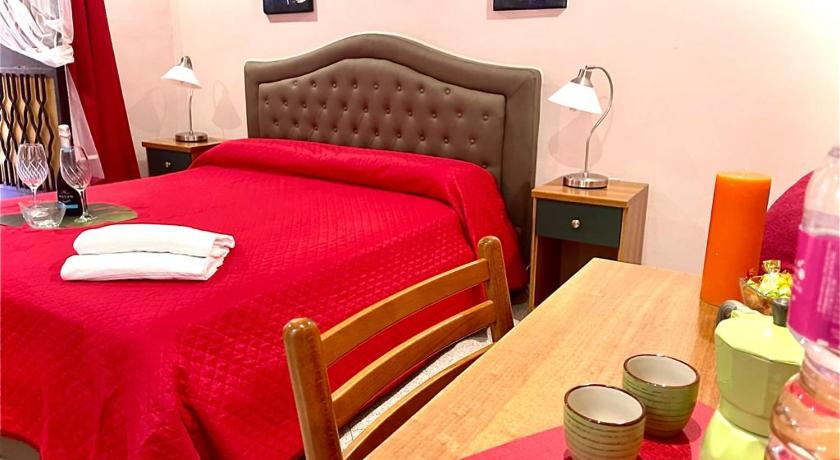 Camere anche ad ore Roma - photo