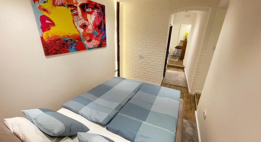 Colorway Apartment photo