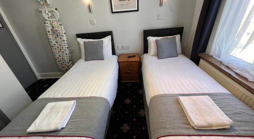 Immagine di Camera Standard con due letti separati (Standard Twin Room) 4