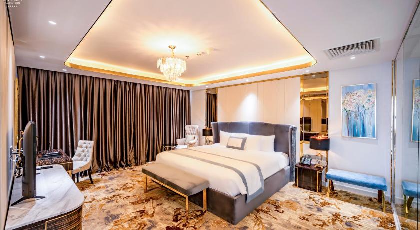 Immagine di La Vela Club Lounge - Suite Presidenziale con Privilegi Club Inclusi (La Vela Club Lounge - President Suite (Club benefits included)) 1