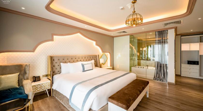 Ho Chi Minh City LA VELA SAIGON HOTEL 5-Star Hotel pool