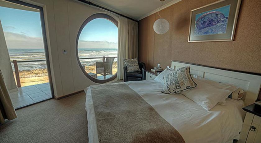 Beach Lodge photo