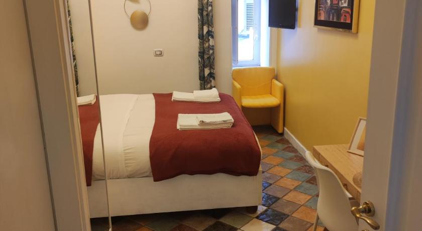 Image of Single Room 4