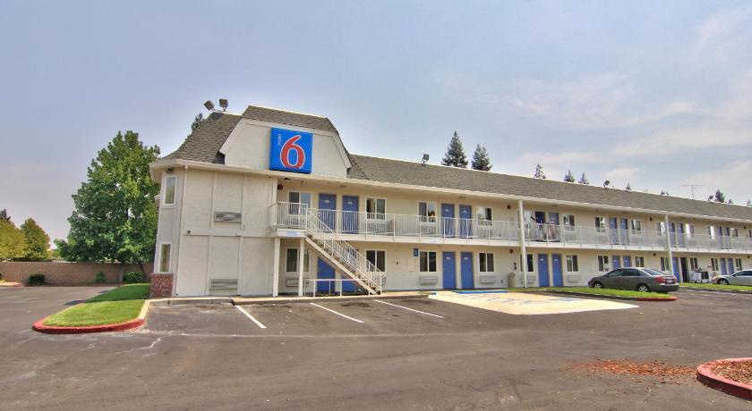 Motel 6-Sacramento, CA - South