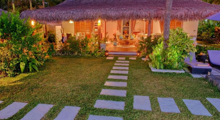 Luxury Sakina Villa - Beachfront photo