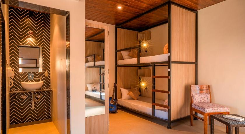 Image of Bunk Bed in Female Dormitory Room 0
