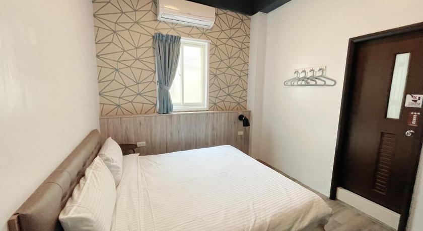 Image of Double room with private bathroom 4