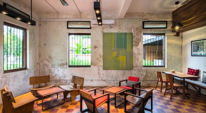 Pages-Rooms Hotel - image 14