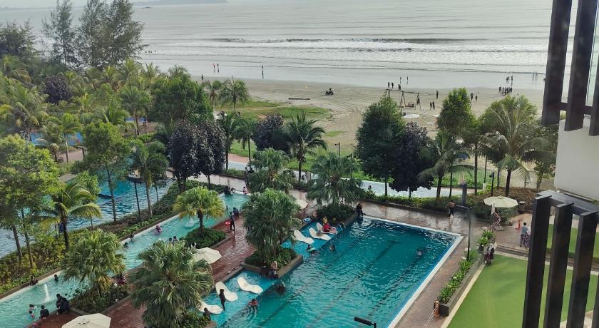 Timurbay Seaview & Poolview by Zuhayr Suite photo
