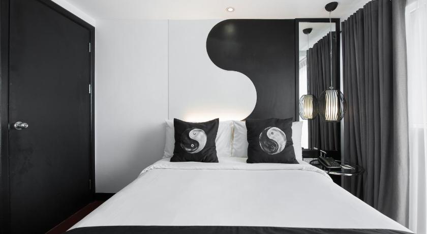 Image of Two Bedroom Deluxe 11