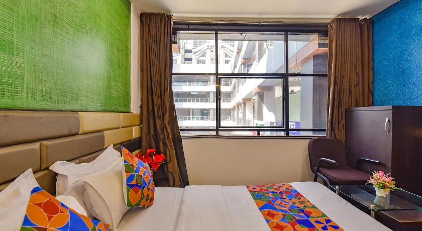 OYO Hotel Silver Plaza photo