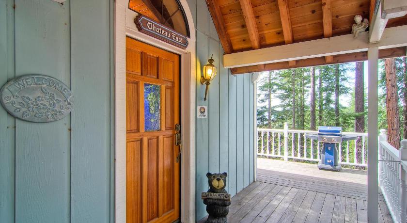 Chateau Royal East — Hotel in Yosemite West (CA)