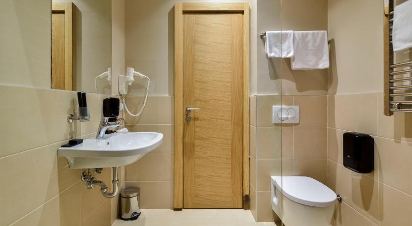 Hotel Opera Garni — Hotel in Belgrade