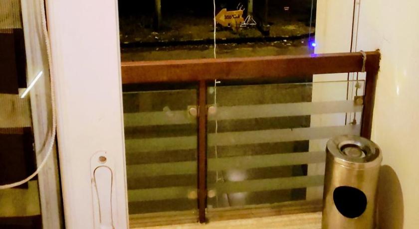 Exclusive 2BDR I 3BDR Condo For Family photo