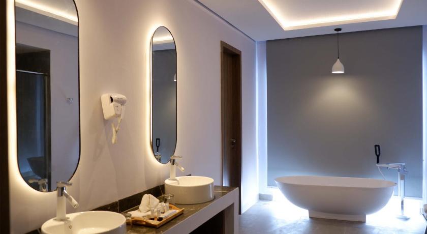 Image of Presidential Suite 2