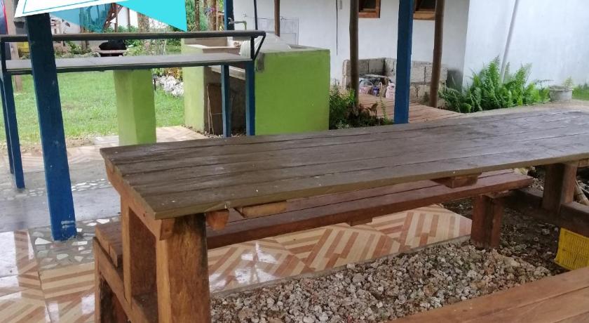 Genevieve Guest House and Tours photo