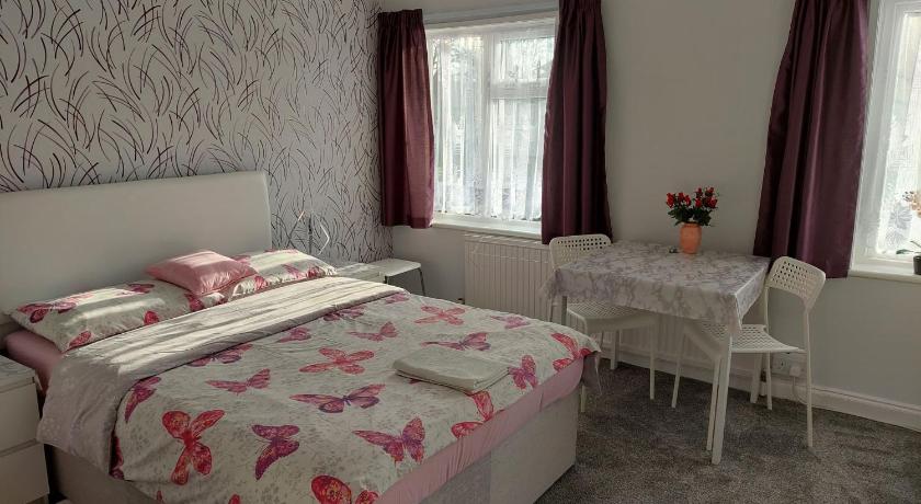 Home accommodation — Hotel in Southampton