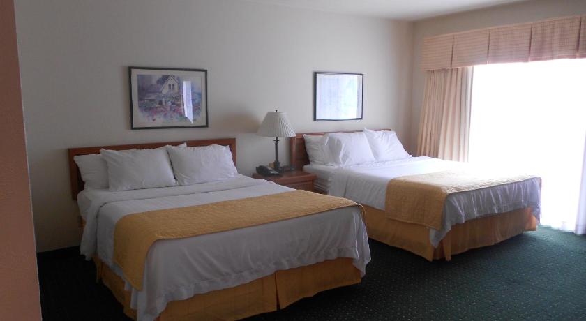 Hawthorn Suites by Wyndham Green Bay photo