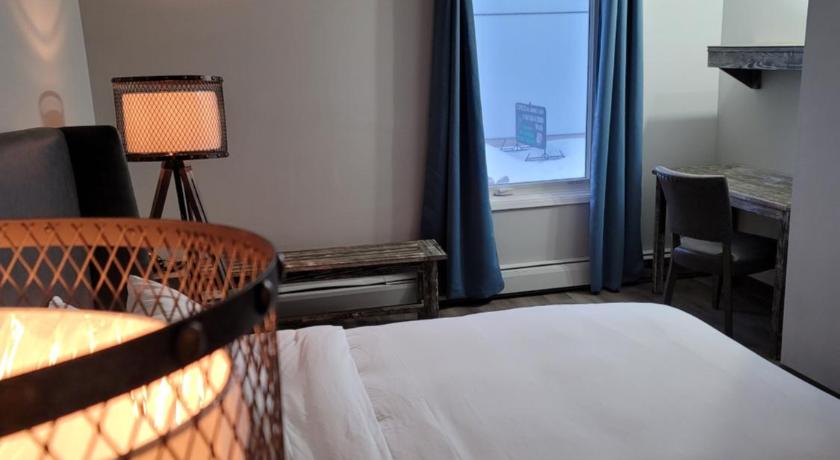 Parkside Inn photo